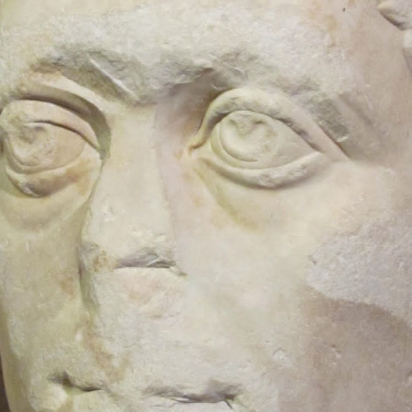 Testa rilavorata come Costantino